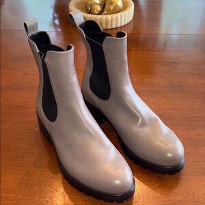Lasies Sz 41 (10-10.5) Ecco Elegant Gray Women's Chelsea Clog Boots